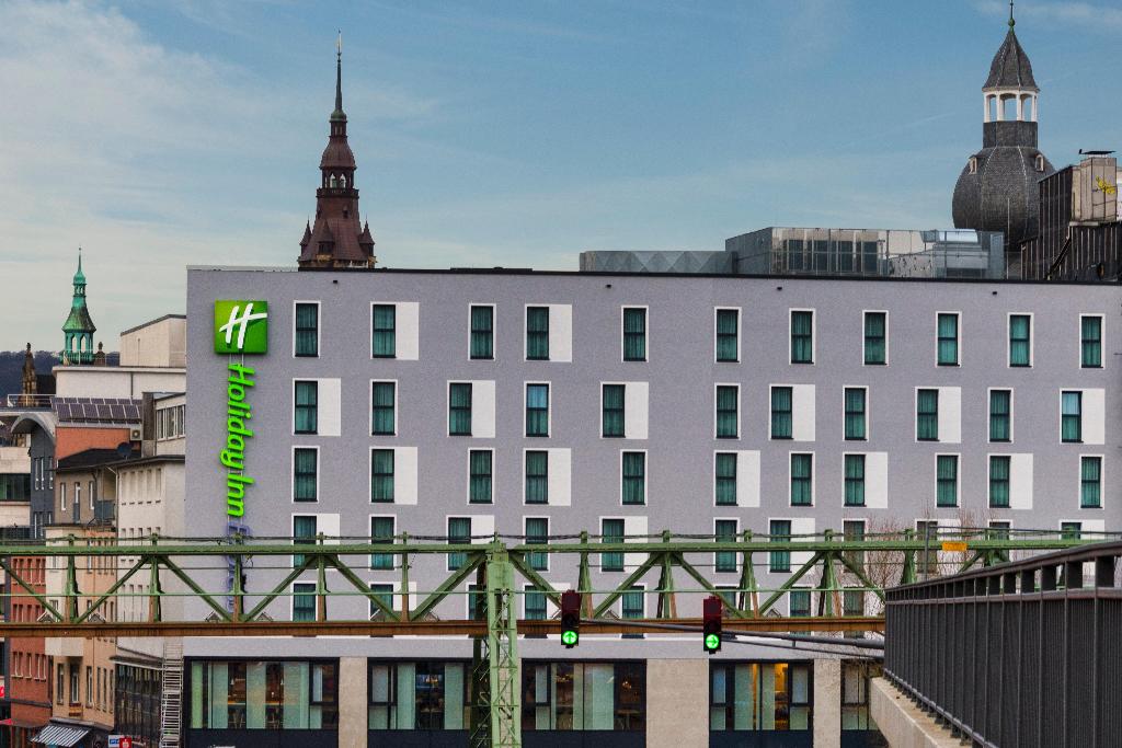 Holiday Inn Express Wuppertal - Hauptbahnhof by IHG