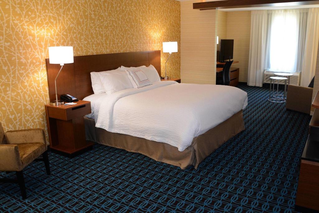 Fairfield Inn & Suites Somerset