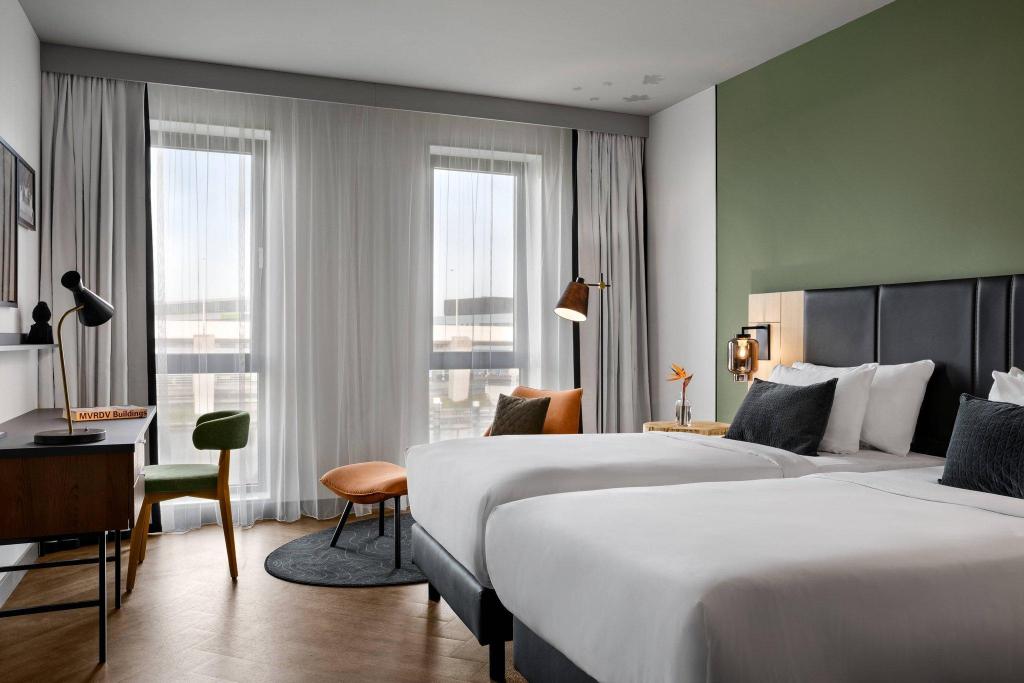 Renaissance Amsterdam Schiphol Airport Hotel