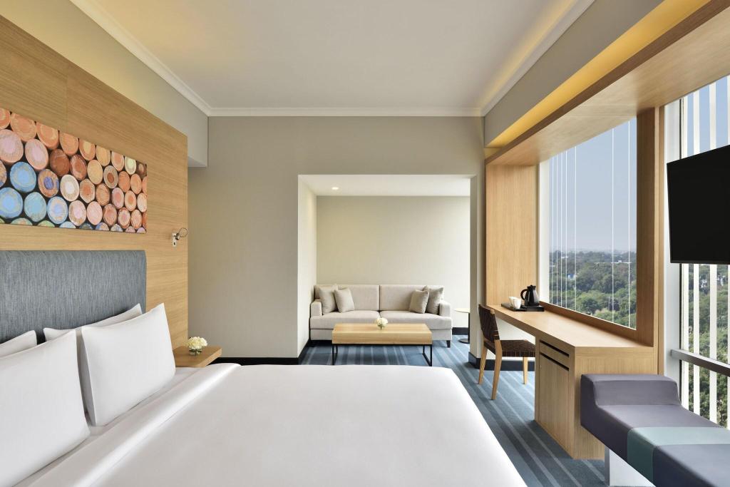 Aloft New Delhi Aerocity