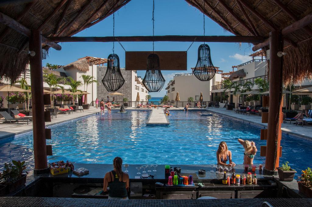 Aldea Thai by oceanfront, vista principal