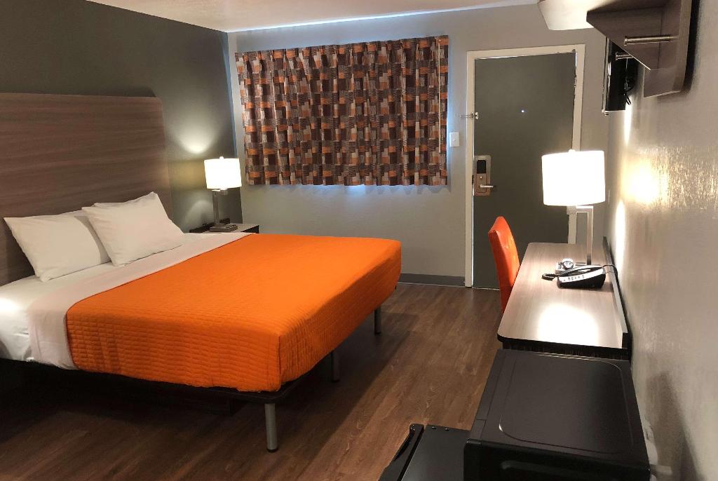 Super 8 By Wyndham Sonora