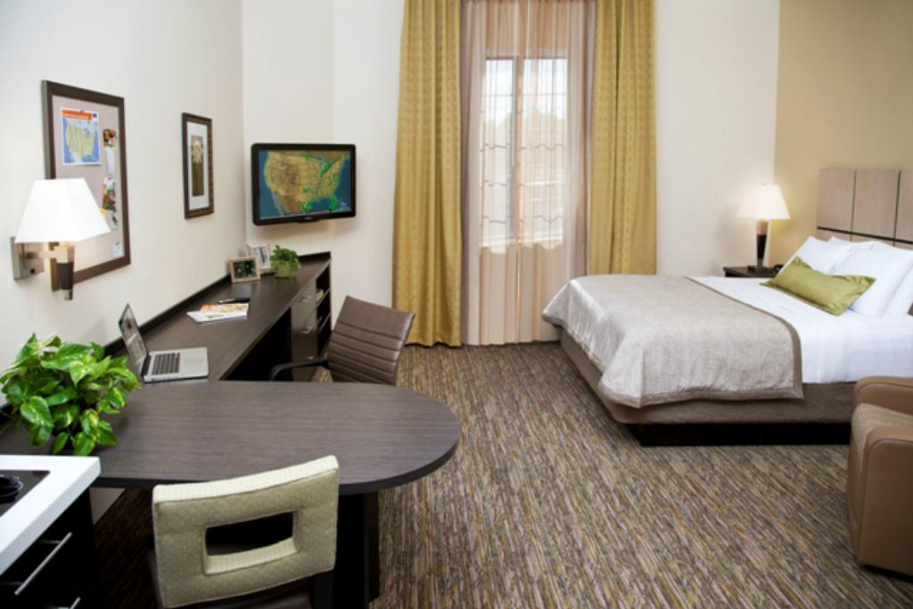 Candlewood Suites Brighton