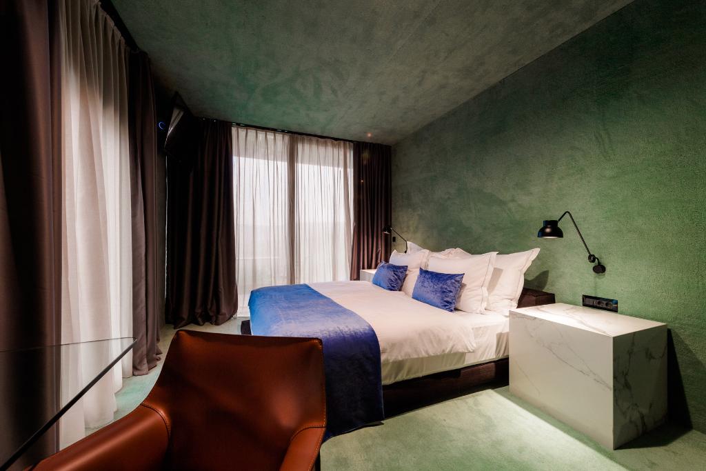 hotel-thumb
