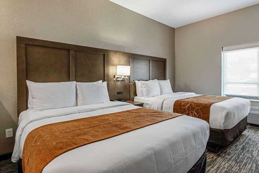 Comfort Suites Grove City - Columbus South