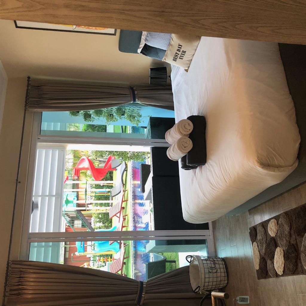 Surf & Sand Resort