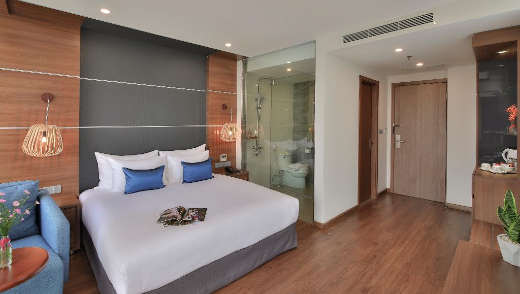 Haian Beach Hotel & Spa