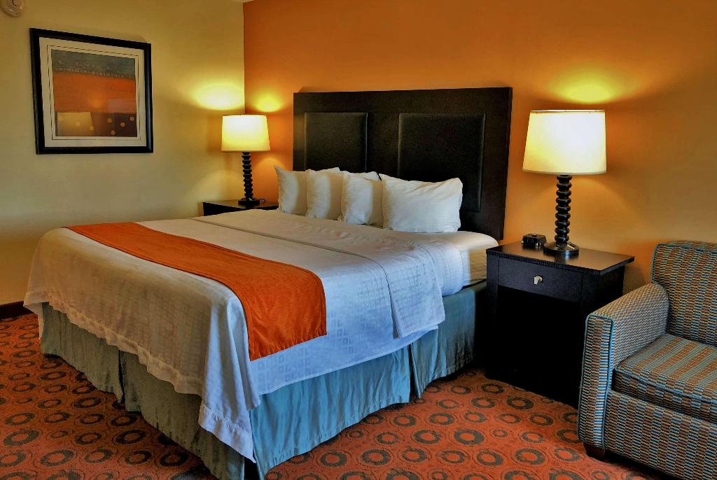Lux Hotel & Spa