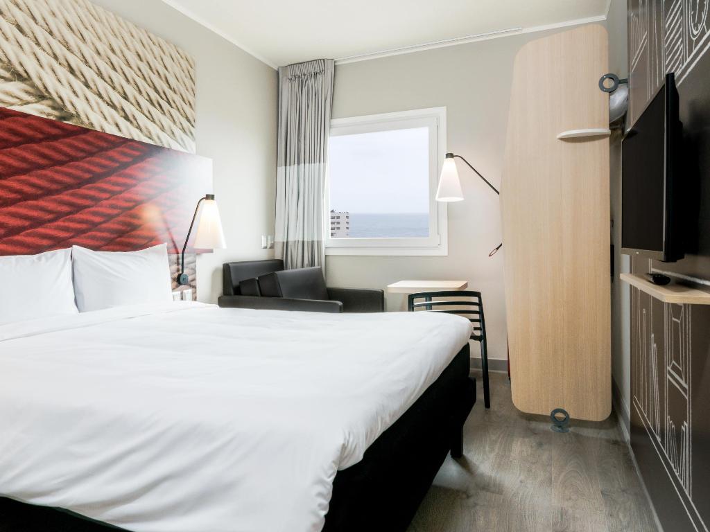 Ibis Iquique