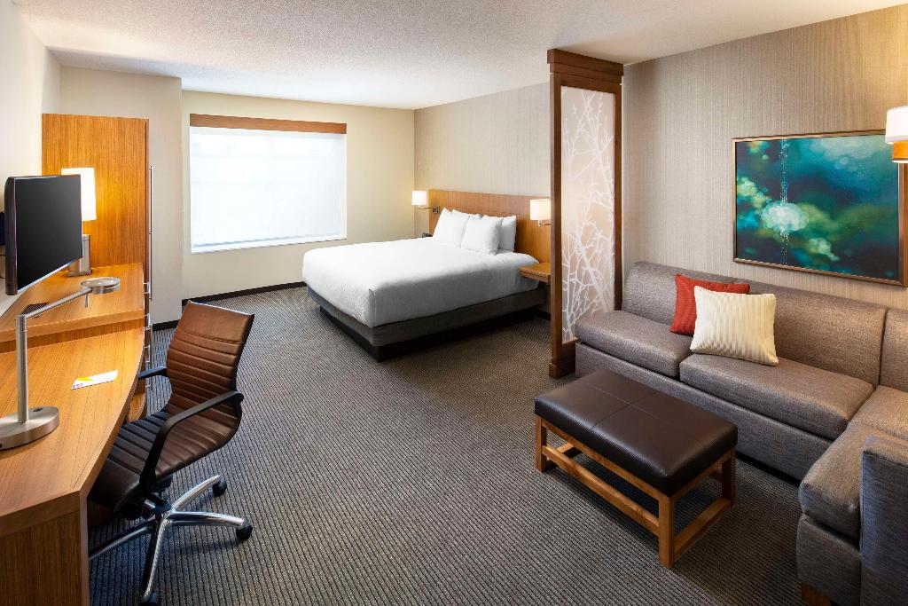 Hyatt Place Sumter/Downtown       