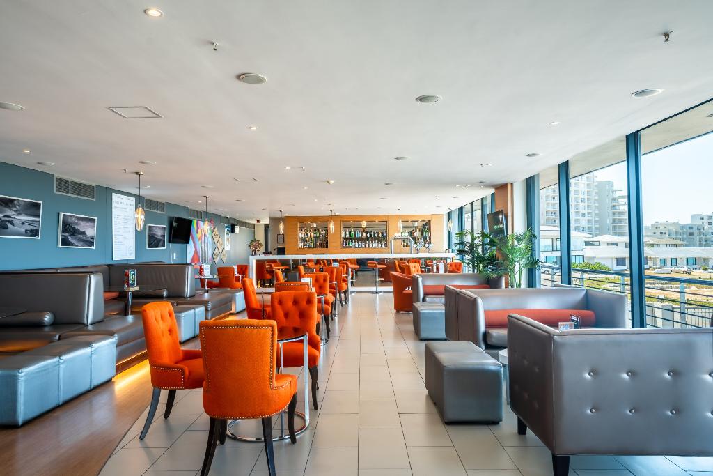 Hotel The Blaauwberg Beach Hotel, Südafrika, Bloubergstrand. Großes 1