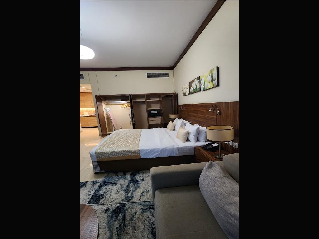 hotel-thumb