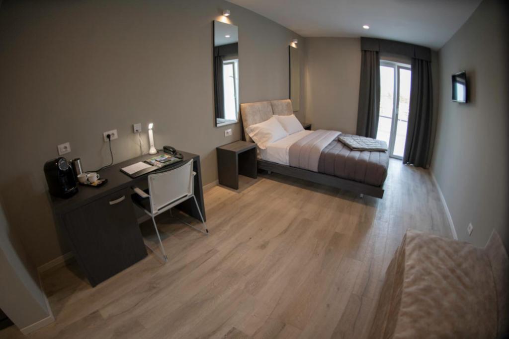 Aurora Aparthotel