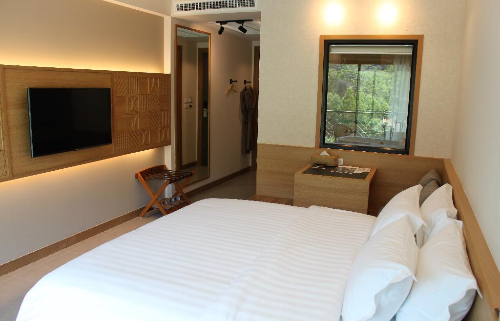 hotel-thumb