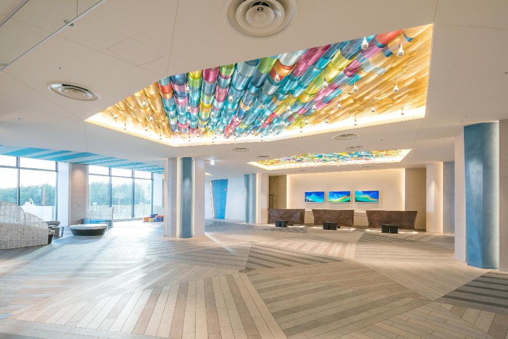 Tokyo Bay Tokyu Hotel - Lobby
