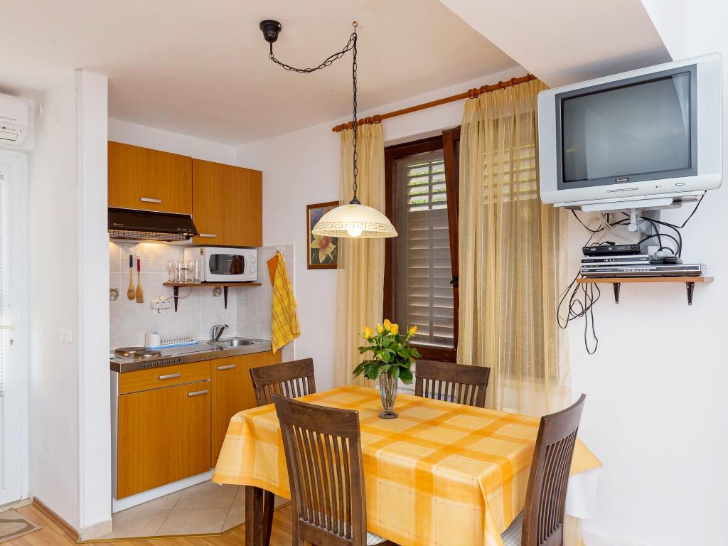 Apartments Niksa