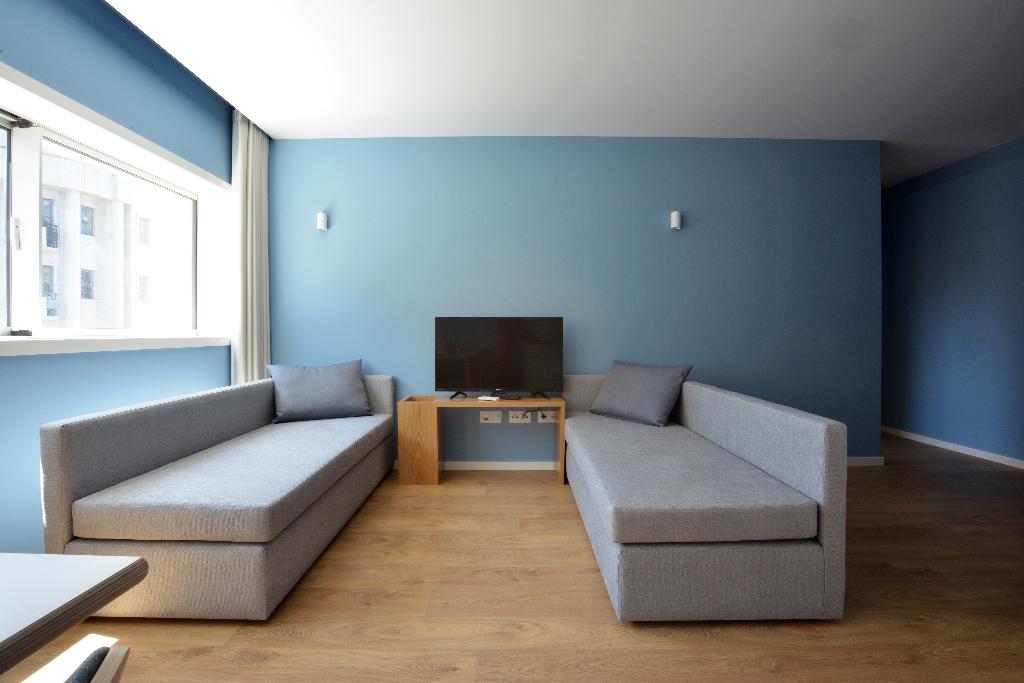 Spot Family Apartments