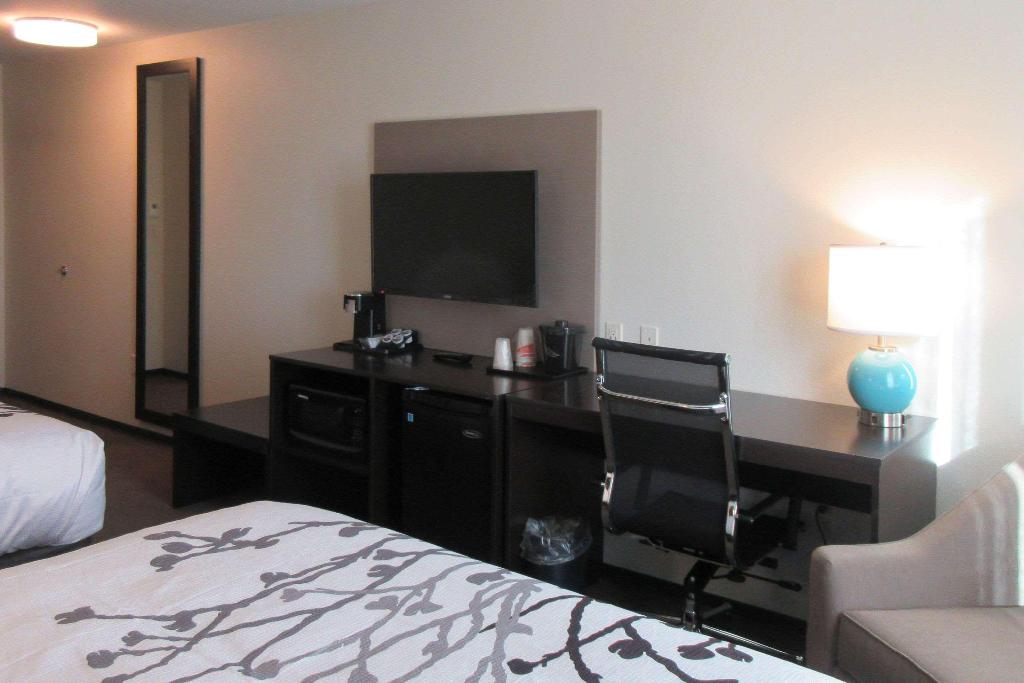 Sleep Inn & Suites Klamath Falls