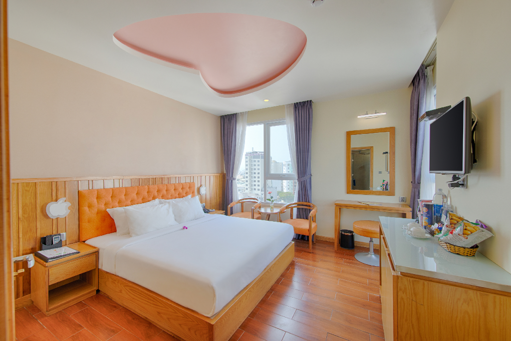 Sea Queen Hotel