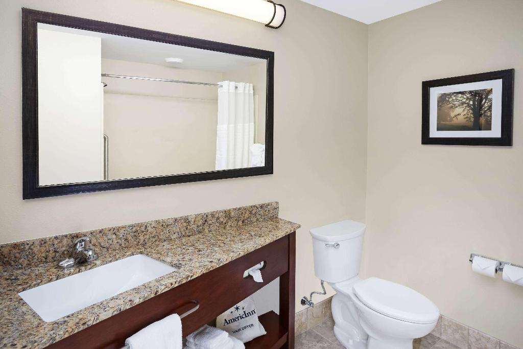 Americinn By Wyndham Waupun