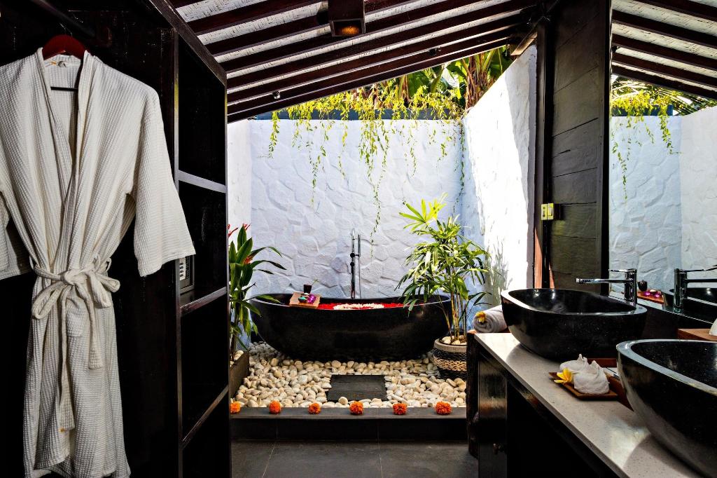 Canvas Escape Resort