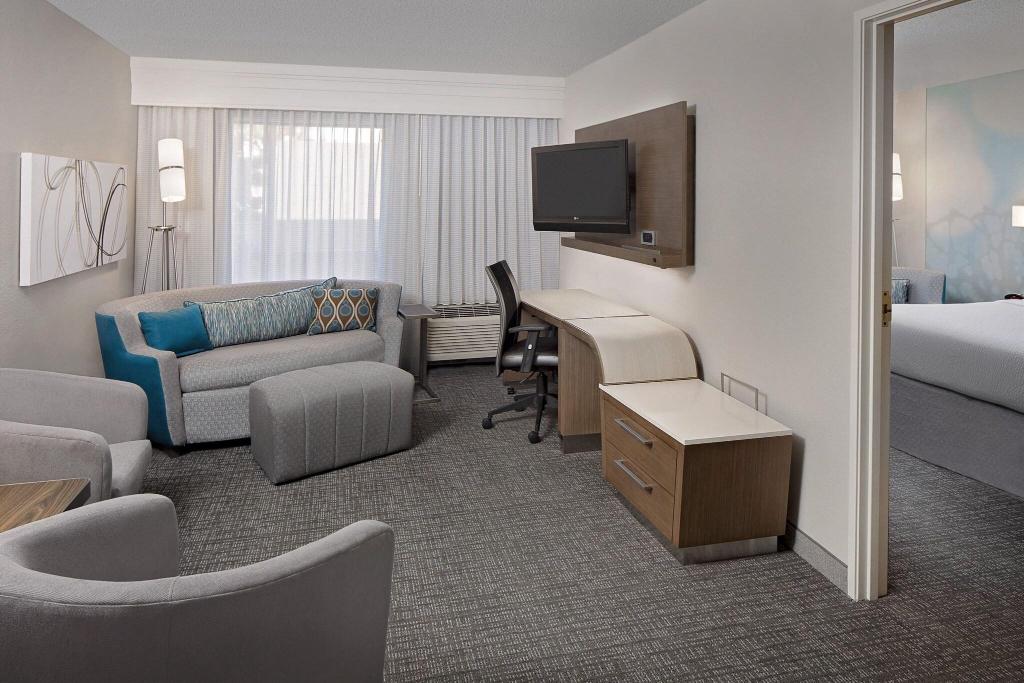 Courtyard Houston Westchase