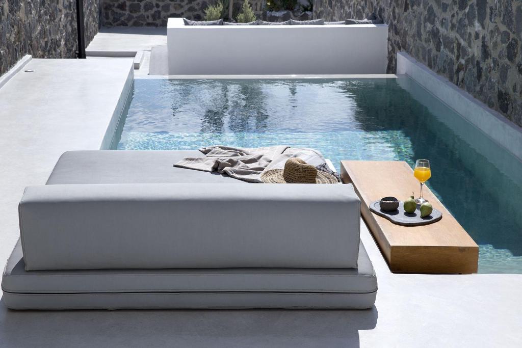 June Twenty Suites
