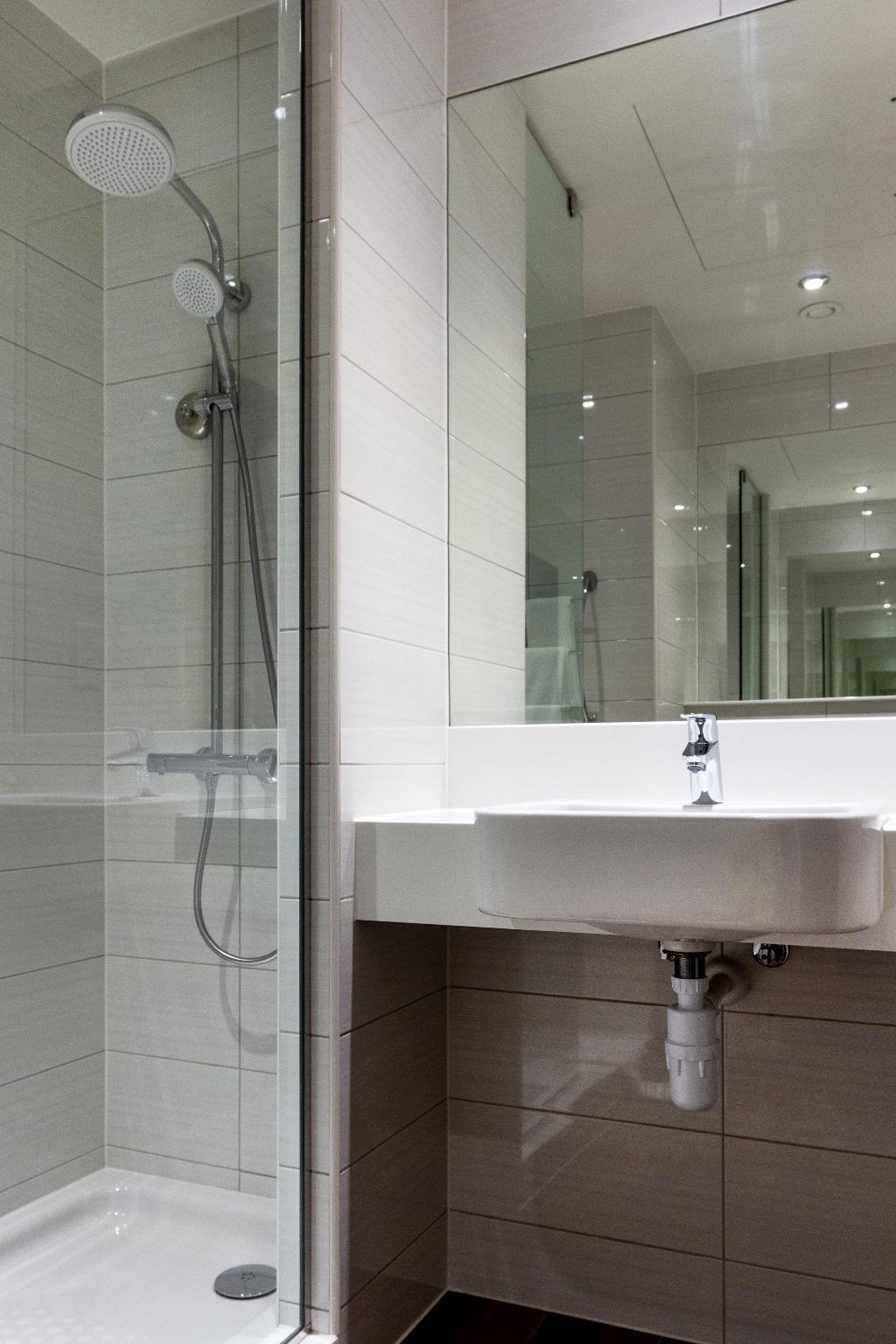 Premier Inn Dubai Al Jaddaf photo 8