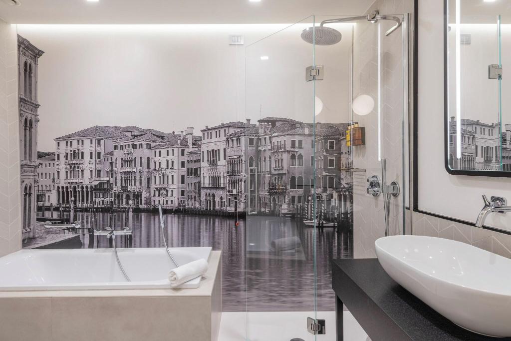 Imagem da galeria de H10 Palazzo Canova