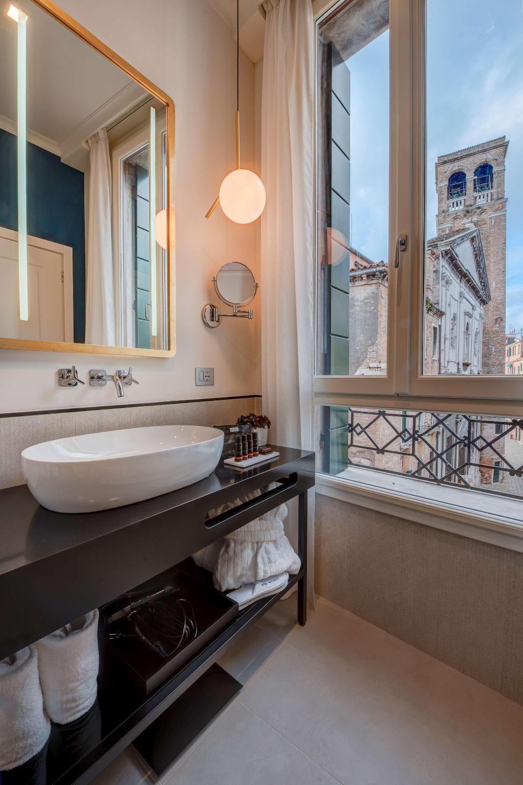 Hotel H10 Palazzo Canova, Italien, Venedig. Großes 1