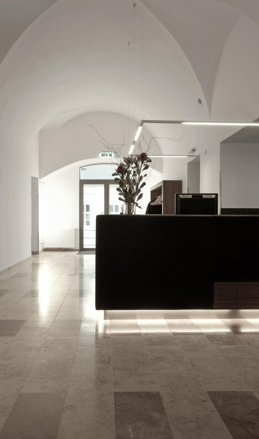 Hotel Altes Kloster, Österreich, Hainburg an der Donau. Großes 1