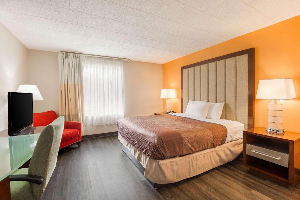 Fairmount Inn & Suites - Stroudsburg Poconos