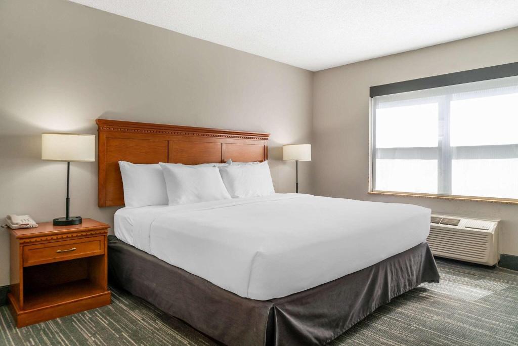 Country Inn Suites By Radisson Toledo South Oh