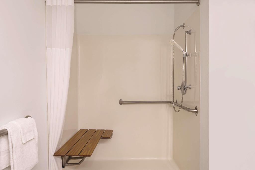 Country Inn Suites By Radisson Cedar Falls Ia