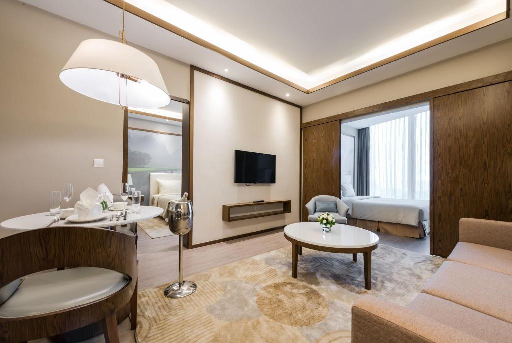 FLC Grand Hotel Samson