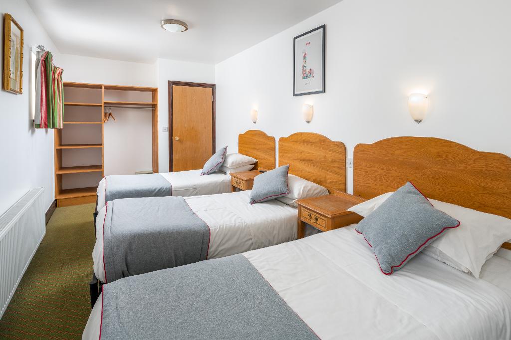 Abbey Hotel, London Shepherd's Bush Market