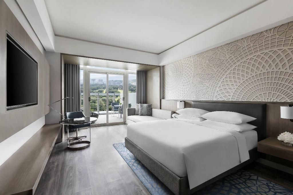 Marriott Clark Hotel