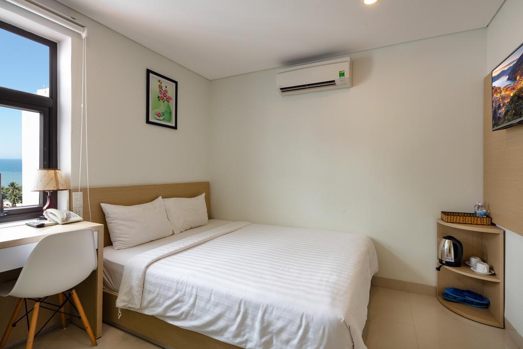 hotel-thumb