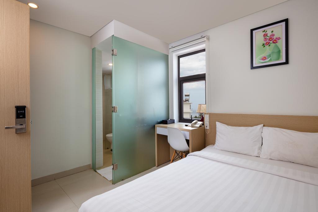 hotel-thumb