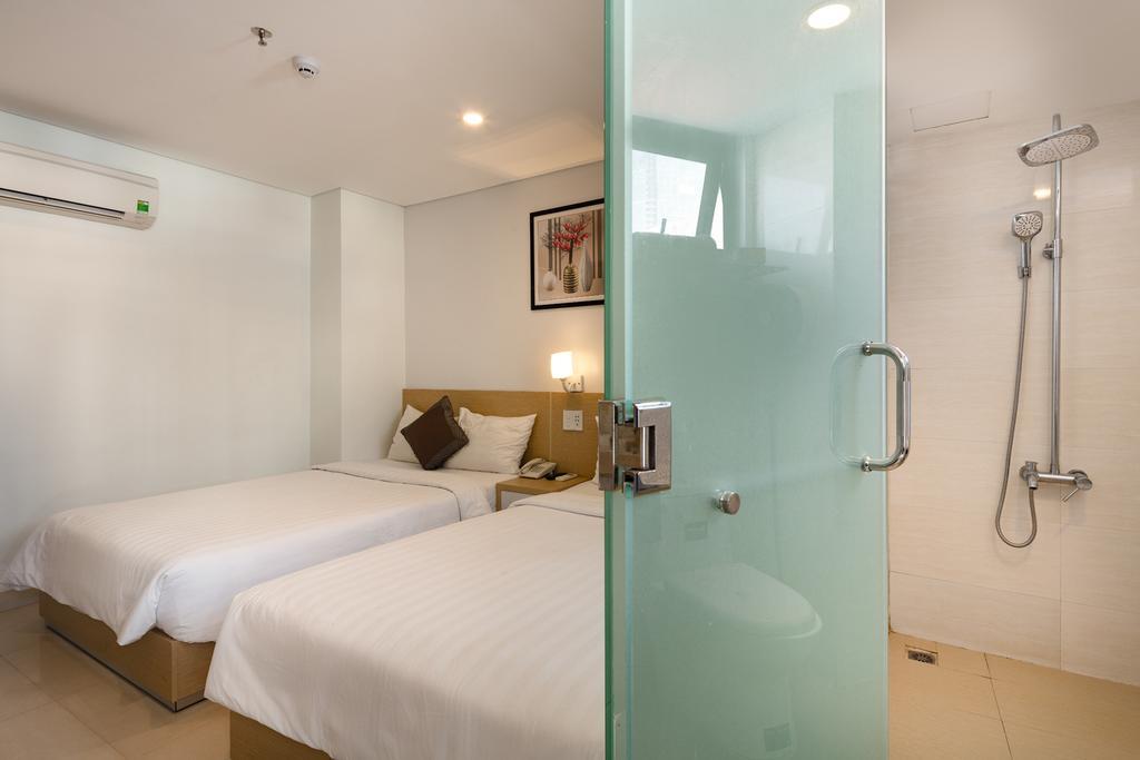 hotel-thumb
