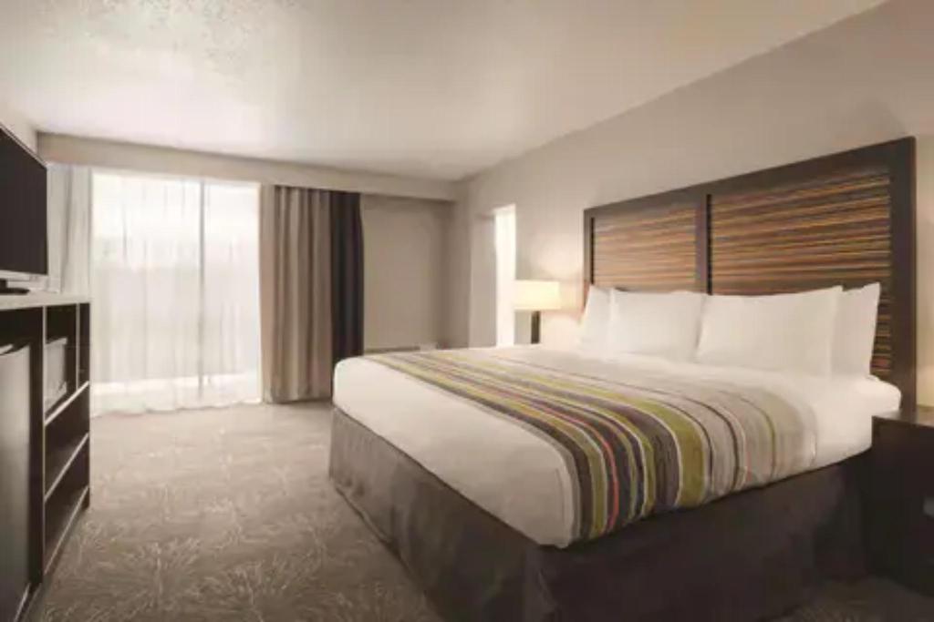Country Inn & Suites by Radisson, Erlanger - CS