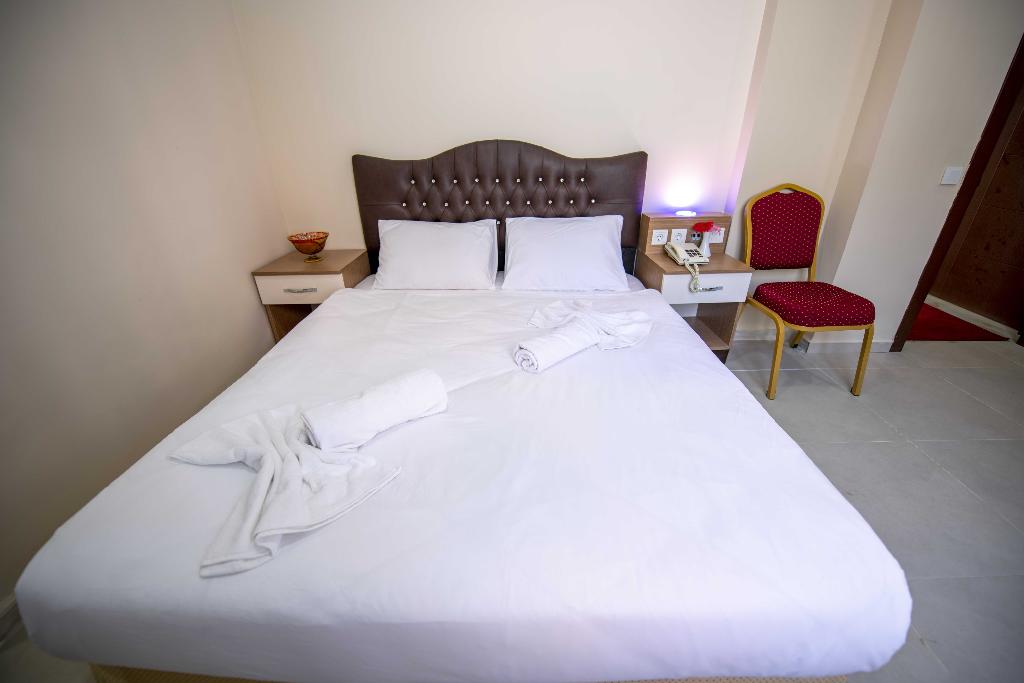 Ahsen Hotel