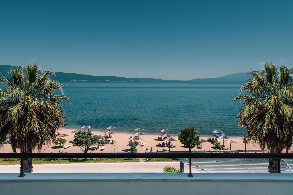 Calma Beach Hotel