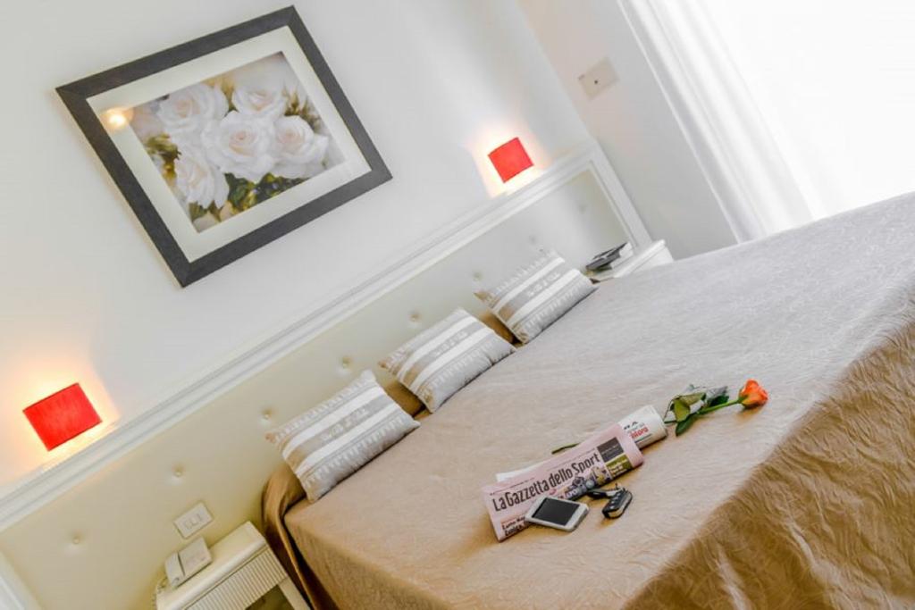 Hotel Athena