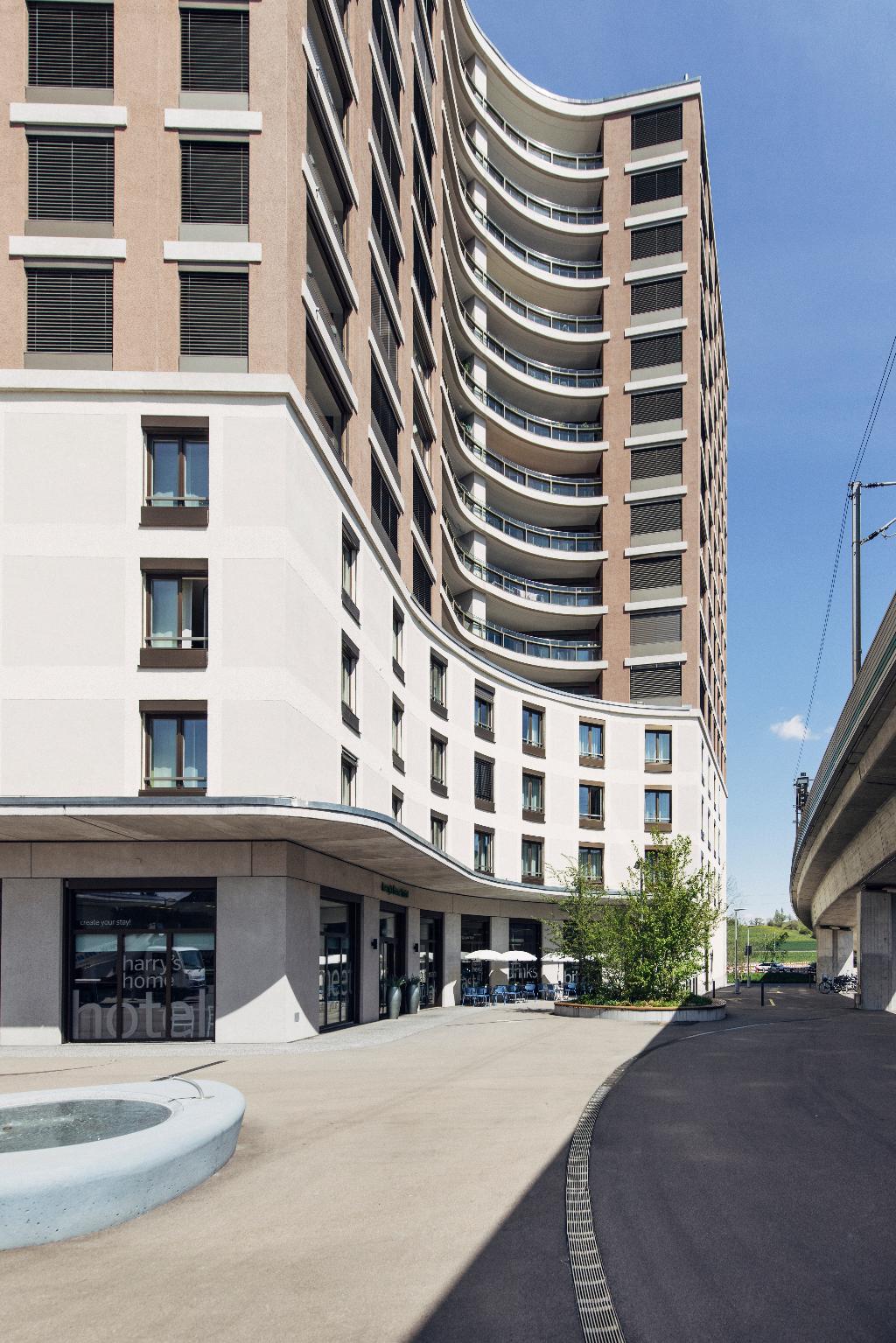 Hotel Harry's Home Zürich Wallisellen, Schweiz, Wallisellen. Großes 48