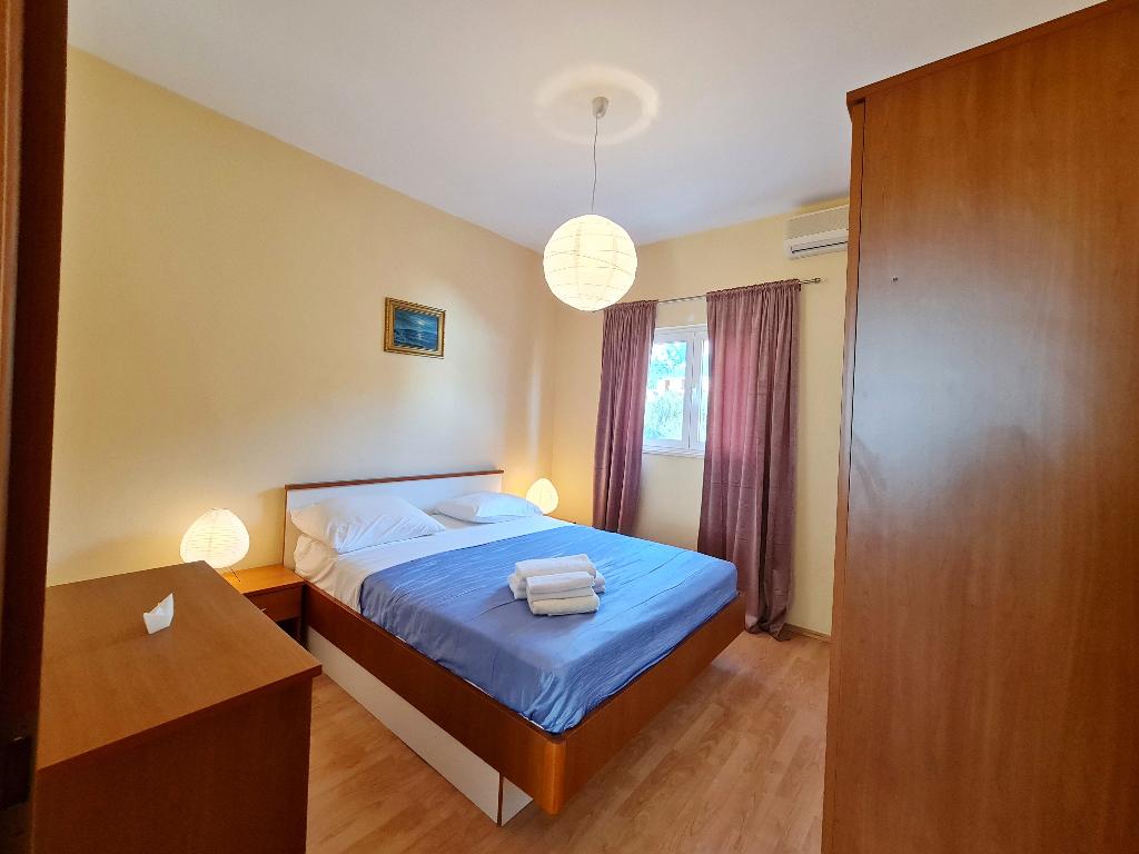 Apartments Damjanka