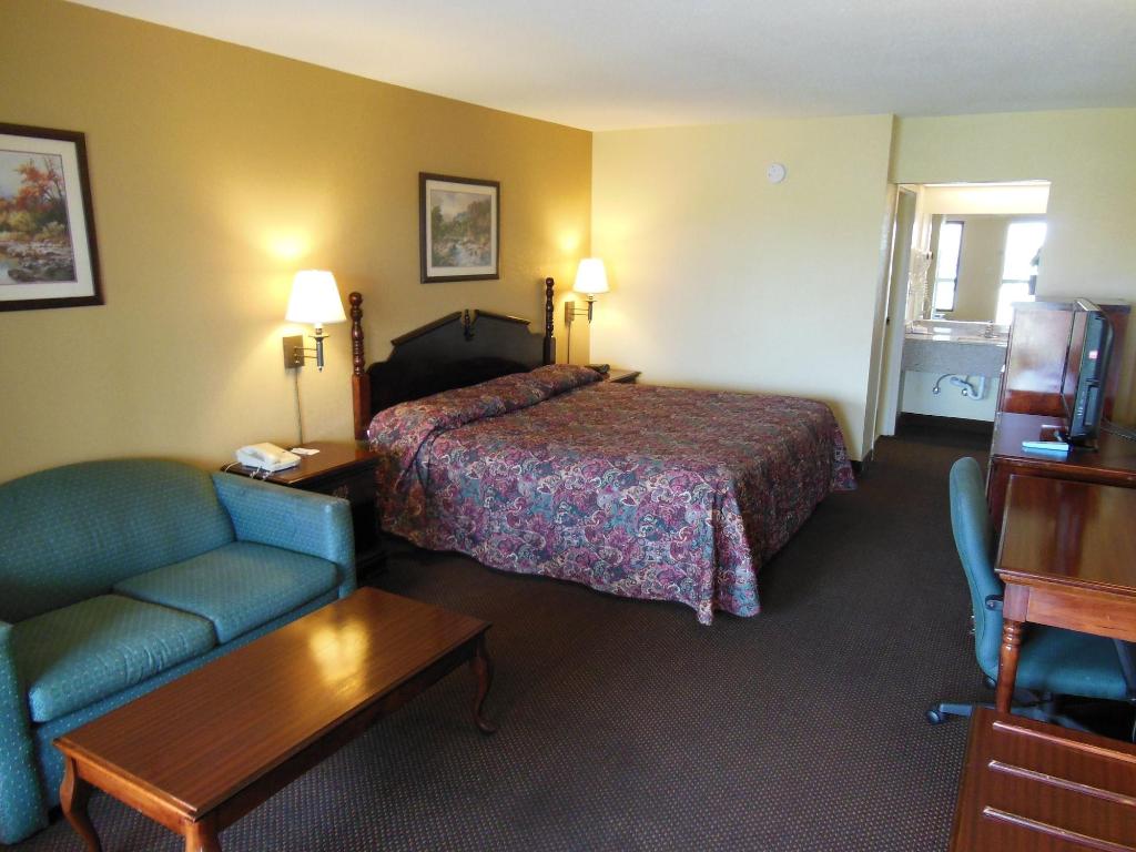 GuestHouse Clarksville