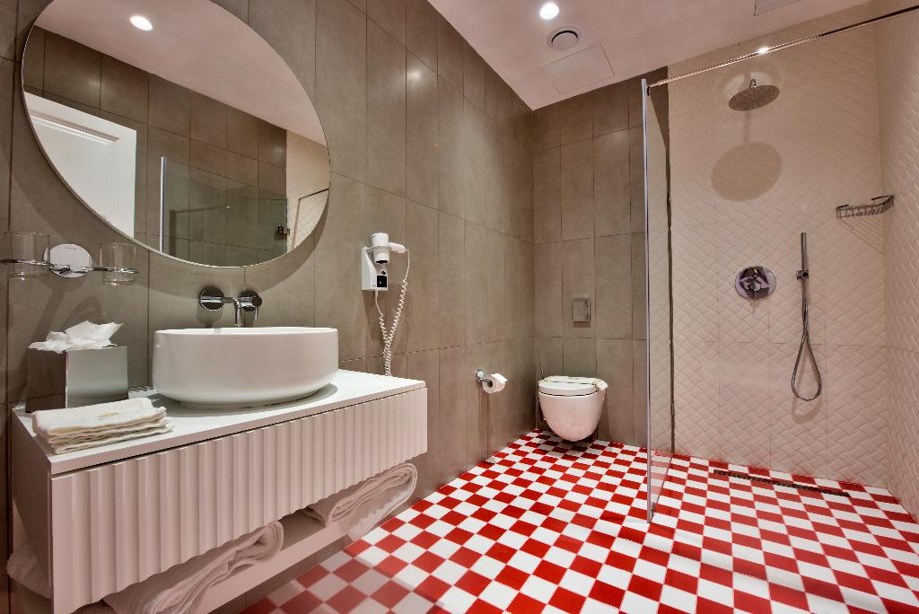 hotel-thumb