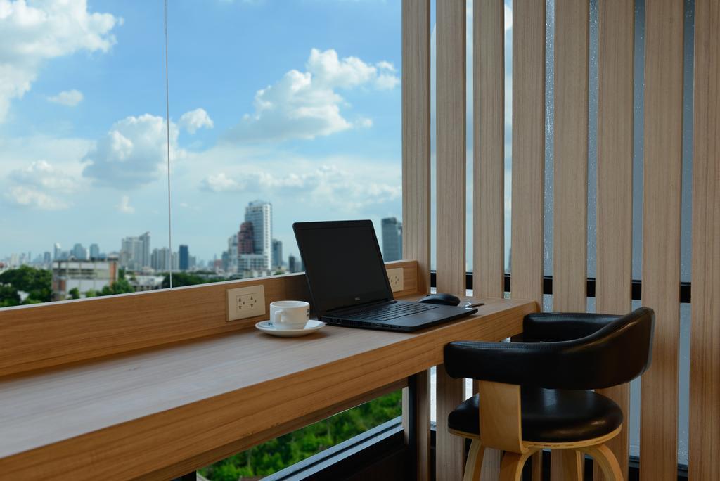 Siri Ratchada Bangkok