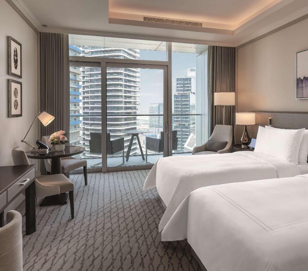 hotel-thumb